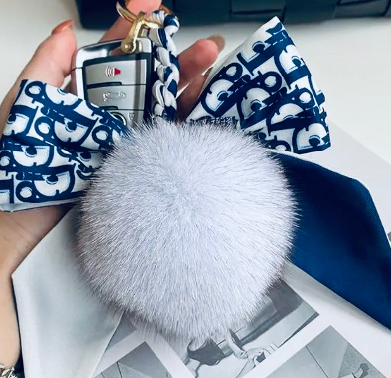 Rodeo Ave Pom Handbag Accessory