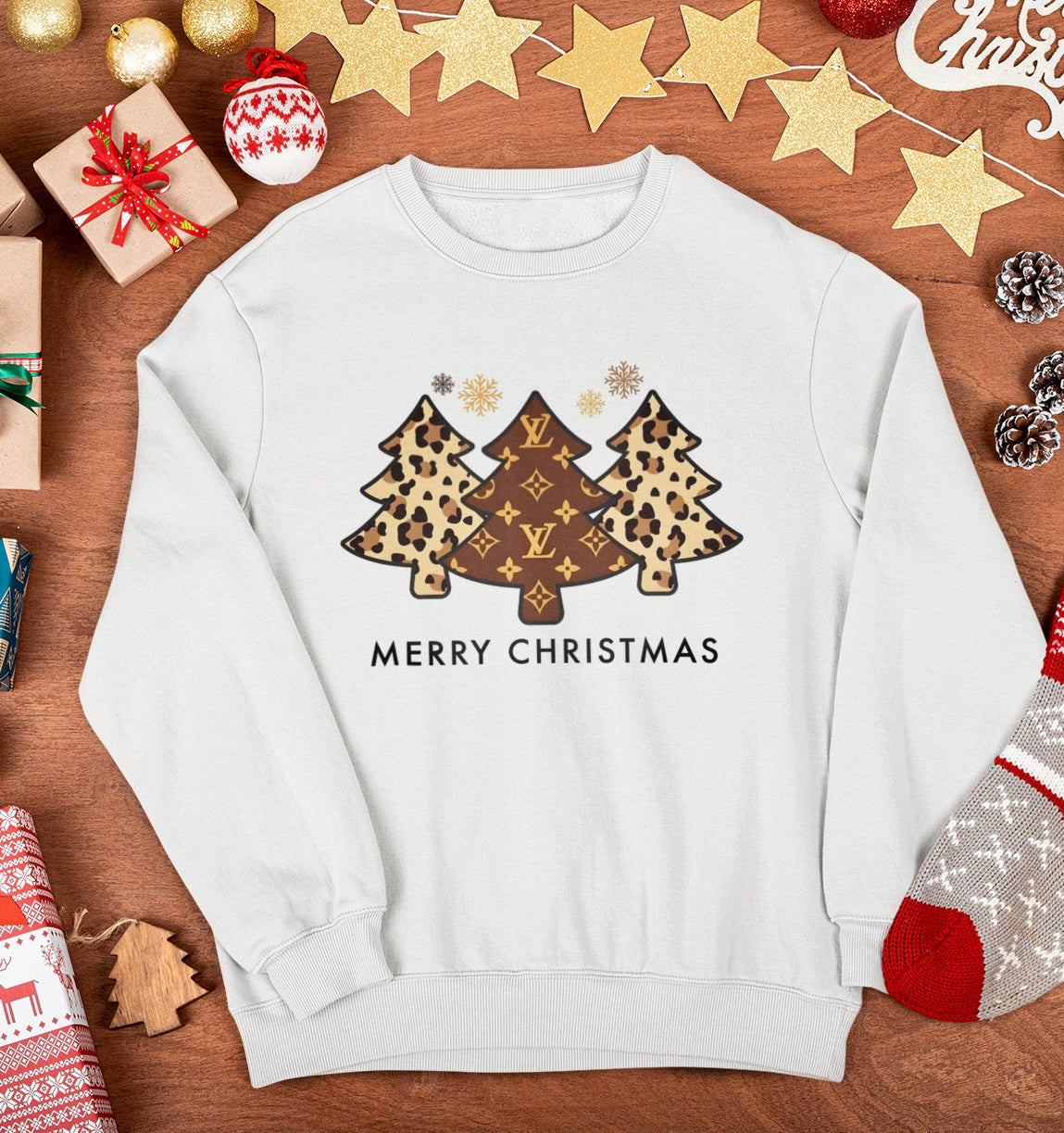 Leopard Christmas ~ crewneck sweatshirt (sand/white)