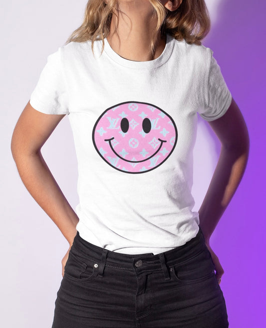 Pink Fashion Smiley ~ Graphic Tee Shirt